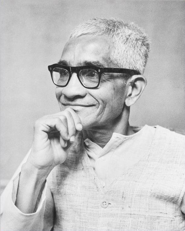 Author: ભોગીલાલ ગાંધી